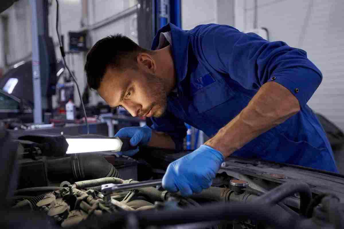 Truffa riparazione auto